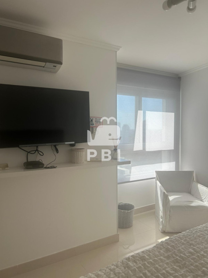 LiAtICBNaWFtaSBCb3VsZXZhcmQgSSAtIFJlZiA6IFBCSTE1Nzgw