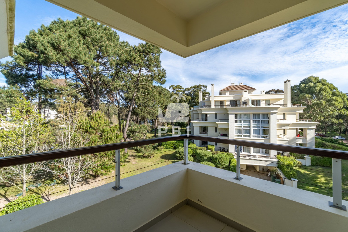 QXBhcnRhbWVudG8gZW4gdmVudGEgZW4gR3JlZW4gUGFyay4gU29sYW5hcyBDb3VudHJ5LCBQdW50YSBCYWxsZW5hLiAgLSAgR3JlZW4gUGFyayAtIFJlZiA6IFBCSTE1MTg2