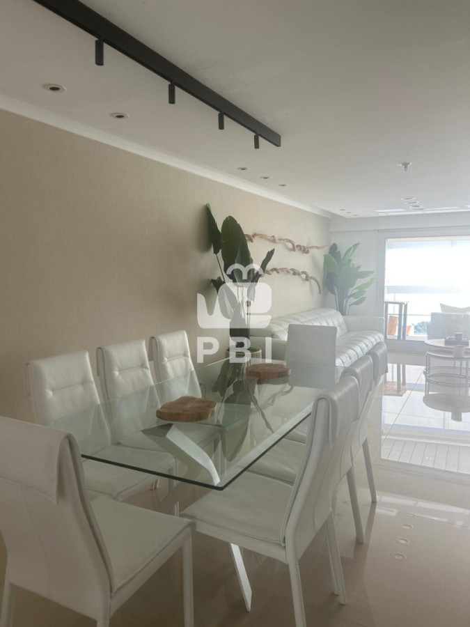 LiAtICBNaWFtaSBCb3VsZXZhcmQgSSAtIFJlZiA6IFBCSTE1Nzgw