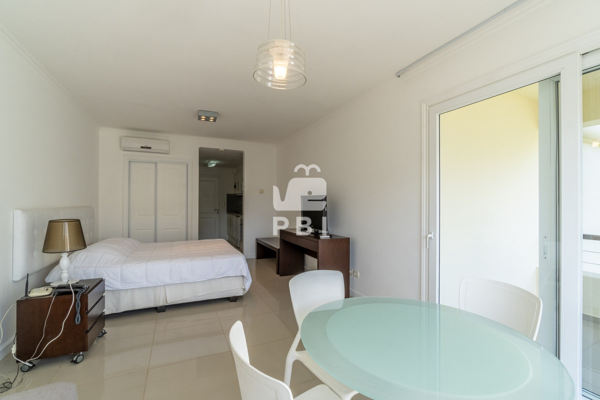 QXBhcnRhbWVudG8gZW4gdmVudGEgZW4gR3JlZW4gUGFyay4gU29sYW5hcyBDb3VudHJ5LCBQdW50YSBCYWxsZW5hLiAgLSAgR3JlZW4gUGFyayAtIFJlZiA6IFBCSTE1MTg2