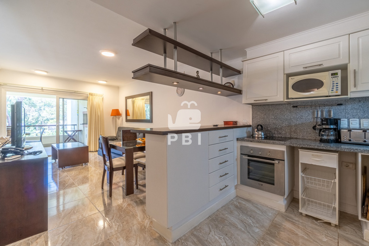 QXBhcnRhbWVudG8gZGUgMSBkb3JtaXRvcmlvIGVuIEdyZWVuIFBhcmssIFB1bnRhIEJhbGxlbmEgLSAgR3JlZW4gUGFyayAtIFJlZiA6IFBCSTEzMjM4