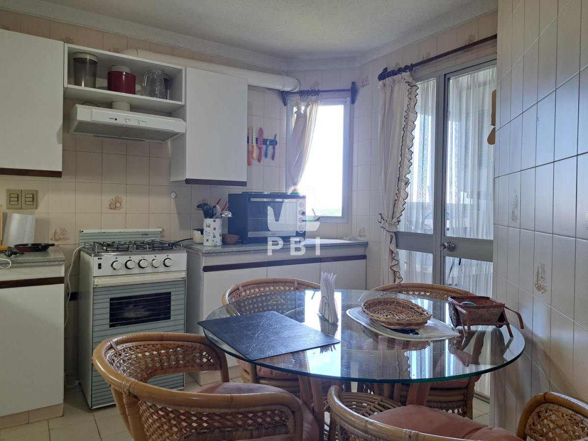 VmVudGEgZGUgQXBhcnRhbWVudG8gMyBkb3JtaXRvcmlvcyBlbiBBdmVuaWRhIFJvb3NldmVsdC4gIC0gUGFycXVlbWFyIFIgLSBSZWYgOiBQQkkxNTU0OA==