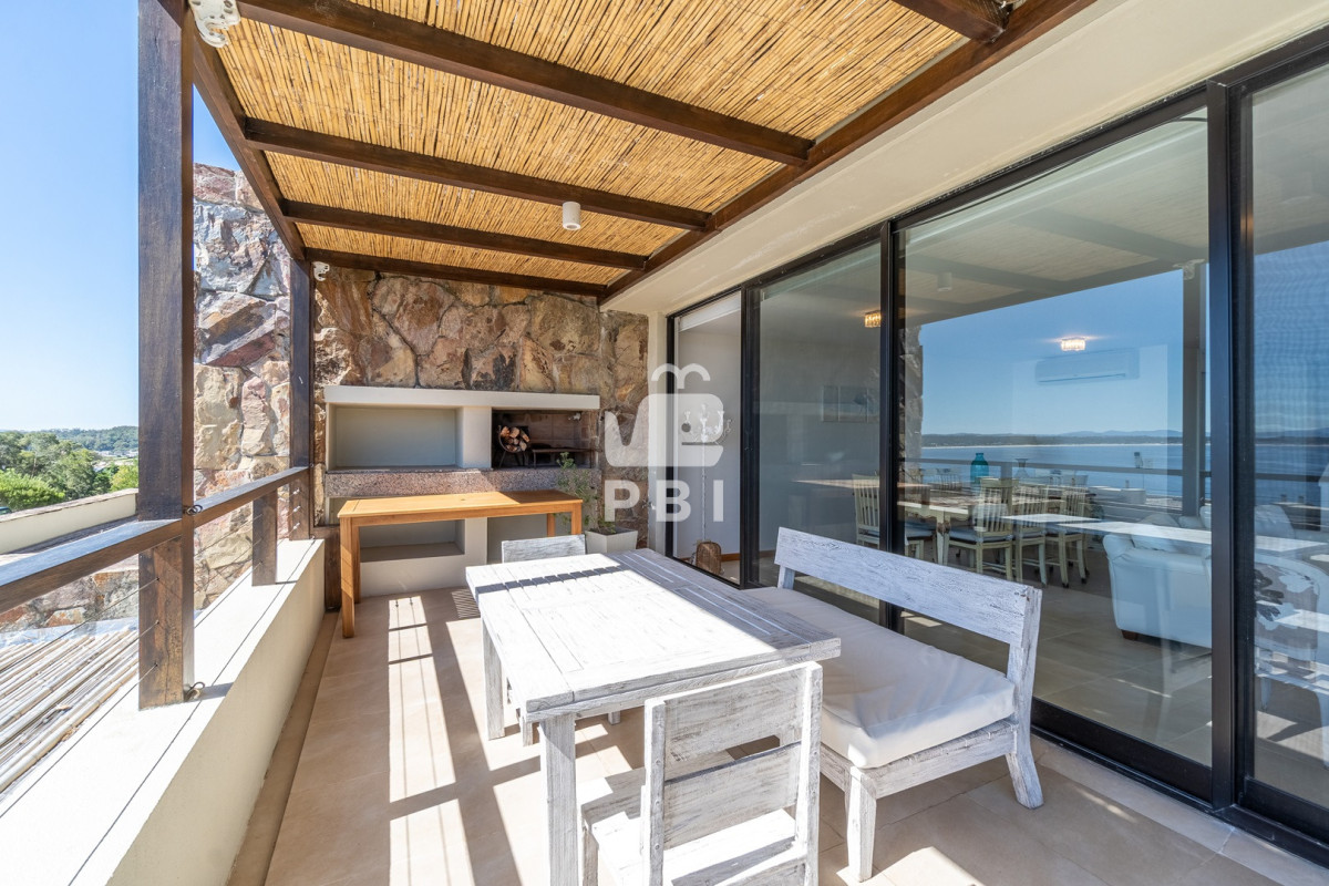 QXBhcnRhbWVudG8gZGUgMyBkb3JtaXRvcmlvcyBlbiBRdWFydGllciwgUHVudGEgQmFsbGVuYSAtICBRdWFydGllciBQdW50YSBCYWxsZW5hIC0gUmVmIDogUEJJMTU0NjM=