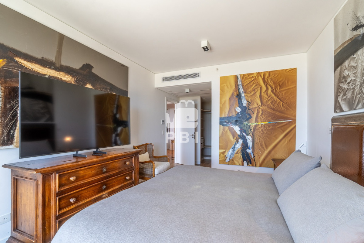 RWxlZ2FuY2lhIE1vZGVybmEgZW4gbGEgRXhjbHVzaXZhIFRvcnJlIFRydW1wIC0gUHVudGEgZGVsIEVzdGUgLSBUcnVtcCBUb3dlciAtIFJlZiA6IFBCSTE1NDcw