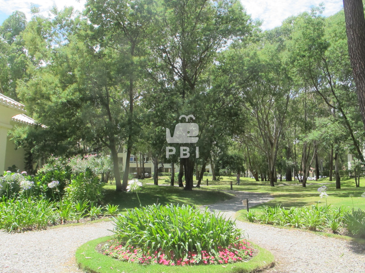 QXBhcnRhbWVudG8gMyBET1JNSVRPUklPUyBlbiBHcmVlbiBQYXJrLCBQdW50YSBCYWxsZW5hIC0gIEdyZWVuIFBhcmsgLSBSZWYgOiBQQkkxMjY1Ng==