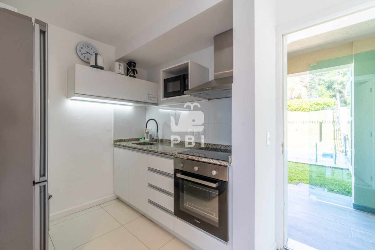 TW9ub2FtYmllbnRlIGVuIGVsIExvbW8gZGUgbGEgQmFsbGVuYSwgUHVudGEgQmFsbGVuYSAtIFN5cmFoIEJhaMOtYSAtIFJlZiA6IFBCSTE1NTQ1