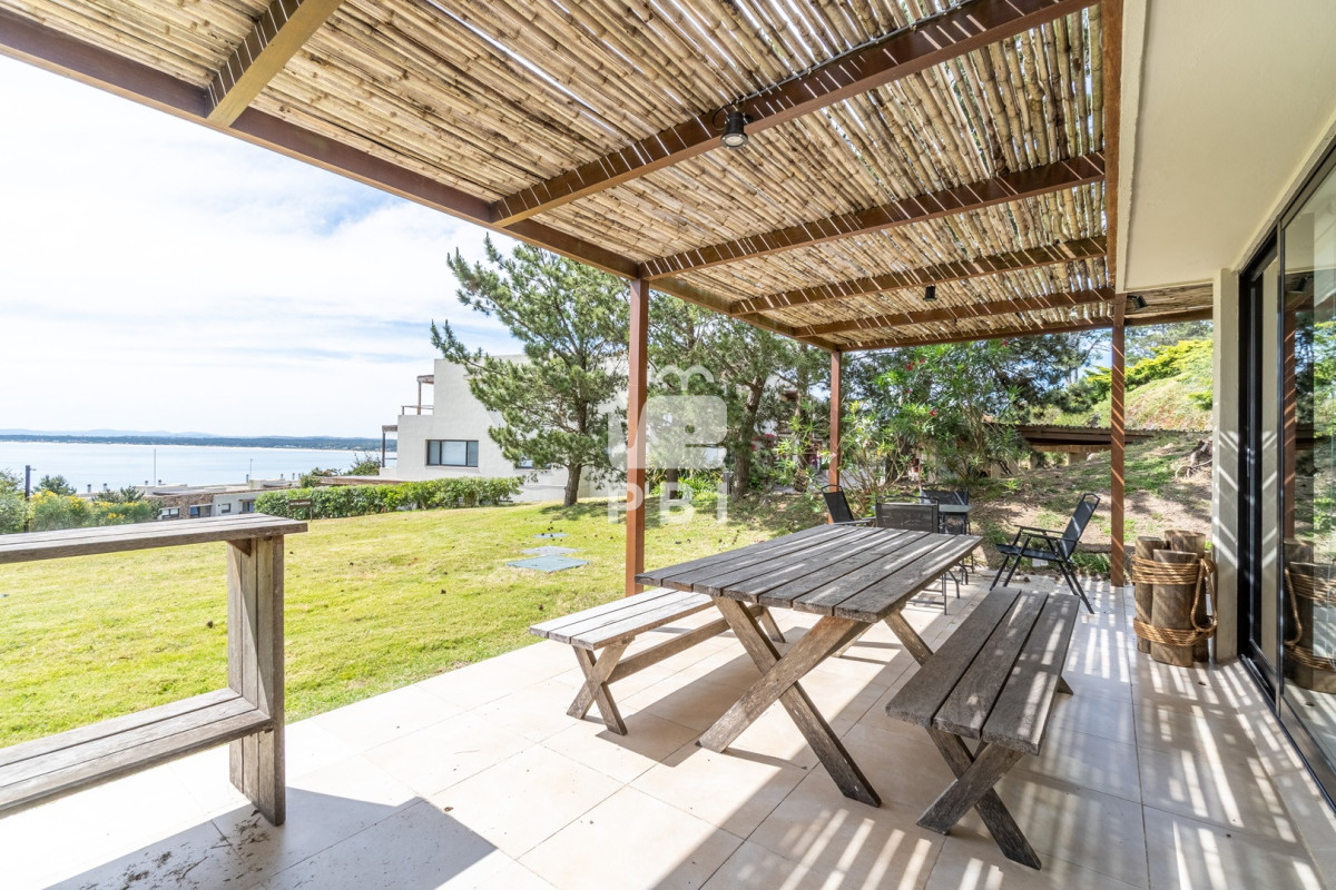 QXBhcnRhbWVudG8gZW4gZWwgTG9tbyBEZSBMYSBCYWxsZW5hIDEgZG9ybWl0b3JpbyAtICBRdWFydGllciBQdW50YSBCYWxsZW5hIC0gUmVmIDogUEJJMTEx