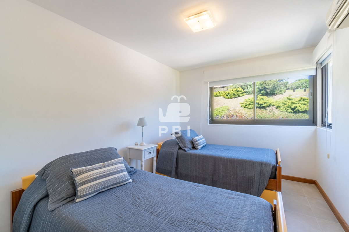 QXBhcnRhbWVudG8gZGUgMyBkb3JtaXRvcmlvcyBlbiBRdWFydGllciwgUHVudGEgQmFsbGVuYSAtICBRdWFydGllciBQdW50YSBCYWxsZW5hIC0gUmVmIDogUEJJMTU0NjM=