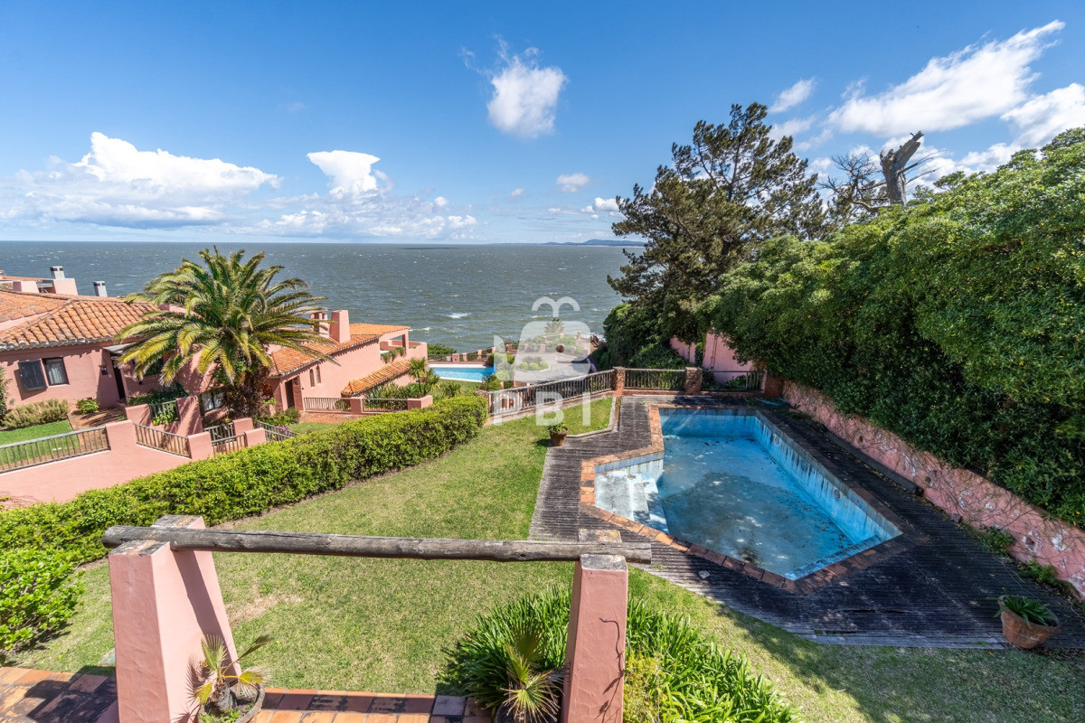 Lomo de la Ballena - GoPunta - Portal Inmobiliario de Punta del Este - Maldonado