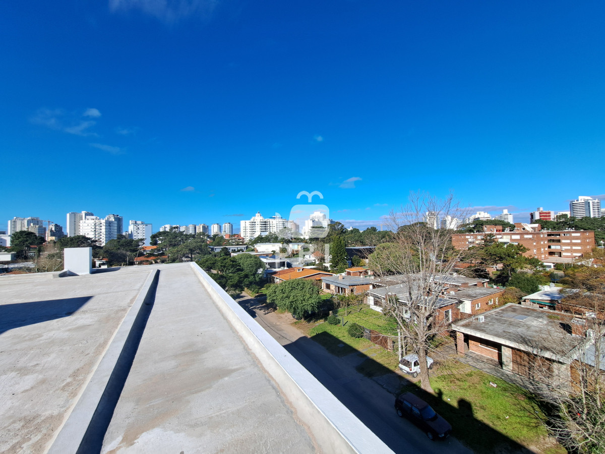 QXBhcnRhbWVudG8gZW4gdmVudGEgZW4gUGxheWEgTWFuc2EsIFB1bnRhIGRlbCBFc3RlICAtIEdlbm92YSAtIFJlZiA6IFBCSTE0ODMy