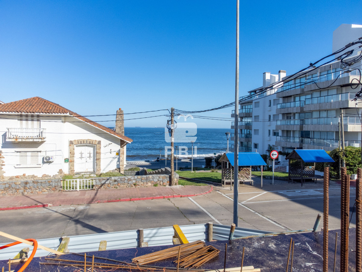 UHJlc2VudGFtb3MgRWRpZmljaW8gTU9ERUxPLCBlbCBudWV2byBsYW56YW1pZW50byBlbiBsYSBQZW7DrW5zdWxhLCBQdW50YSBkZWwgRXN0ZS4gLSBNb2RlbG8gUGVuw61uc3VsYSAgLSBSZWYgOiBQQkkxNTM5NQ==