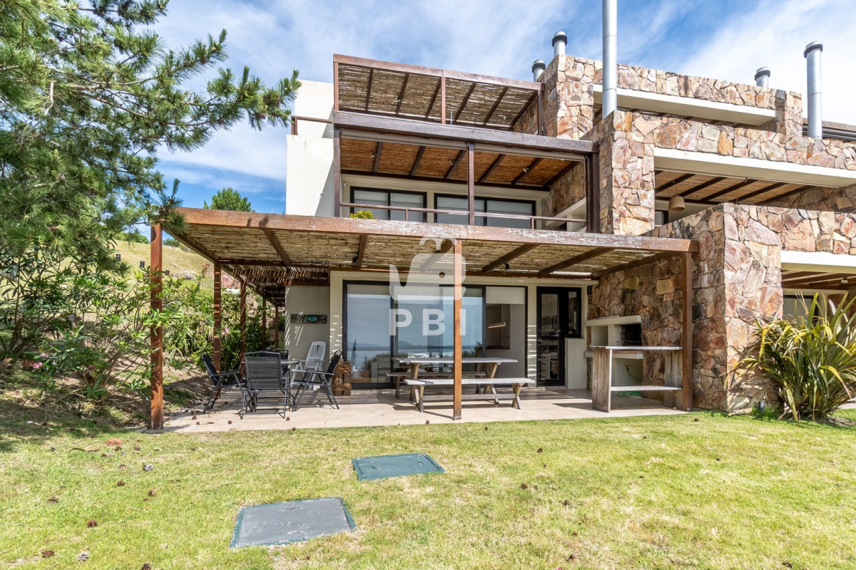 QXBhcnRhbWVudG8gZW4gZWwgTG9tbyBEZSBMYSBCYWxsZW5hIDEgZG9ybWl0b3JpbyAtICBRdWFydGllciBQdW50YSBCYWxsZW5hIC0gUmVmIDogUEJJMTEx