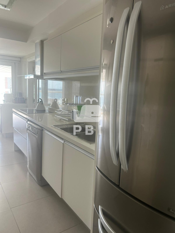 LiAtICBNaWFtaSBCb3VsZXZhcmQgSSAtIFJlZiA6IFBCSTE1Nzgw