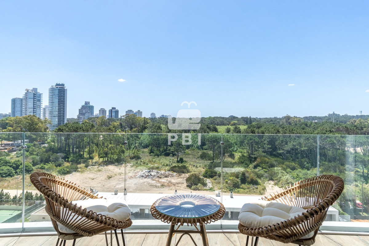 RWxlZ2FuY2lhIE1vZGVybmEgZW4gbGEgRXhjbHVzaXZhIFRvcnJlIFRydW1wIC0gUHVudGEgZGVsIEVzdGUgLSBUcnVtcCBUb3dlciAtIFJlZiA6IFBCSTE1NDcw