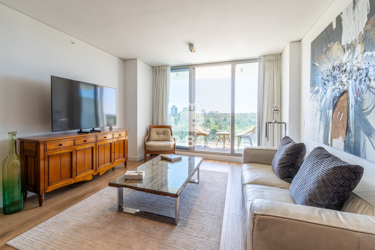 RWxlZ2FuY2lhIE1vZGVybmEgZW4gbGEgRXhjbHVzaXZhIFRvcnJlIFRydW1wIC0gUHVudGEgZGVsIEVzdGUgLSBUcnVtcCBUb3dlciAtIFJlZiA6IFBCSTE1NDcw