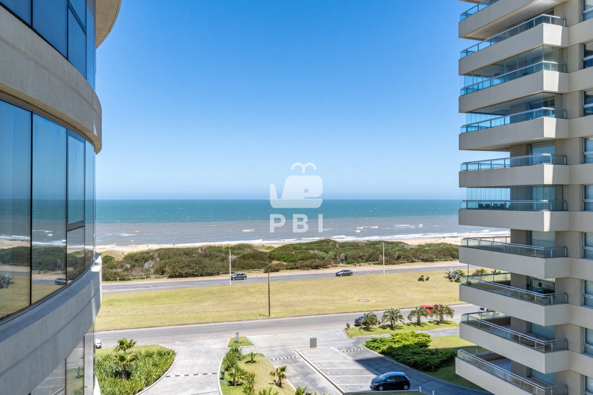 UmVzaWRlbmNpYSBQcmVtaXVtIGVuIGxhIEJyYXZhIGNvbiBWaXN0YXMgSW5pZ3VhbGFibGVzIC0gVHJ1bXAgVG93ZXIgLSBSZWYgOiBQQkkxNTQ3MQ==