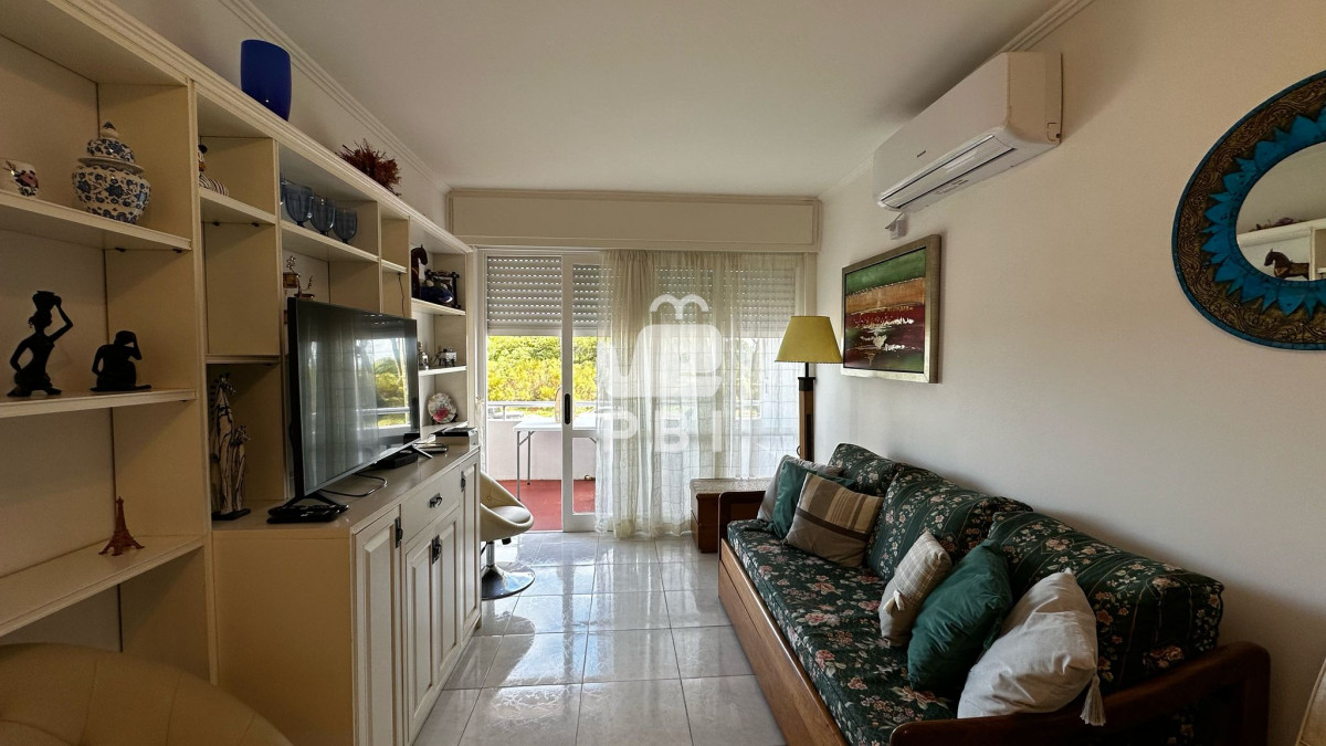 QXBhcnRhbWVudG8gMSBkb3JtaXRvcmlvcyBlbiBQdW50YSBkZWwgZXN0ZSwgTWFsZG9uYWRvIC0gSXNsYSBHb3JyaXRpIC0gUmVmIDogUEJJMTQ3MzU=