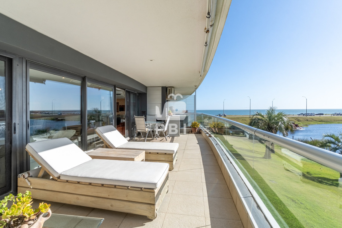 QXBhcnRhbWVudG8gZGUgMSBkb3JtaXRvcmlvIGZyZW50ZSBhIGxhIExhZ3VuYSBkZWwgRGlhcmlvLCBQdW50YSBkZWwgRXN0ZSAtIFRlcnJhemEgZGUgbGEgTGFndW5hIC0gUmVmIDogUEJJMTU0ODU=