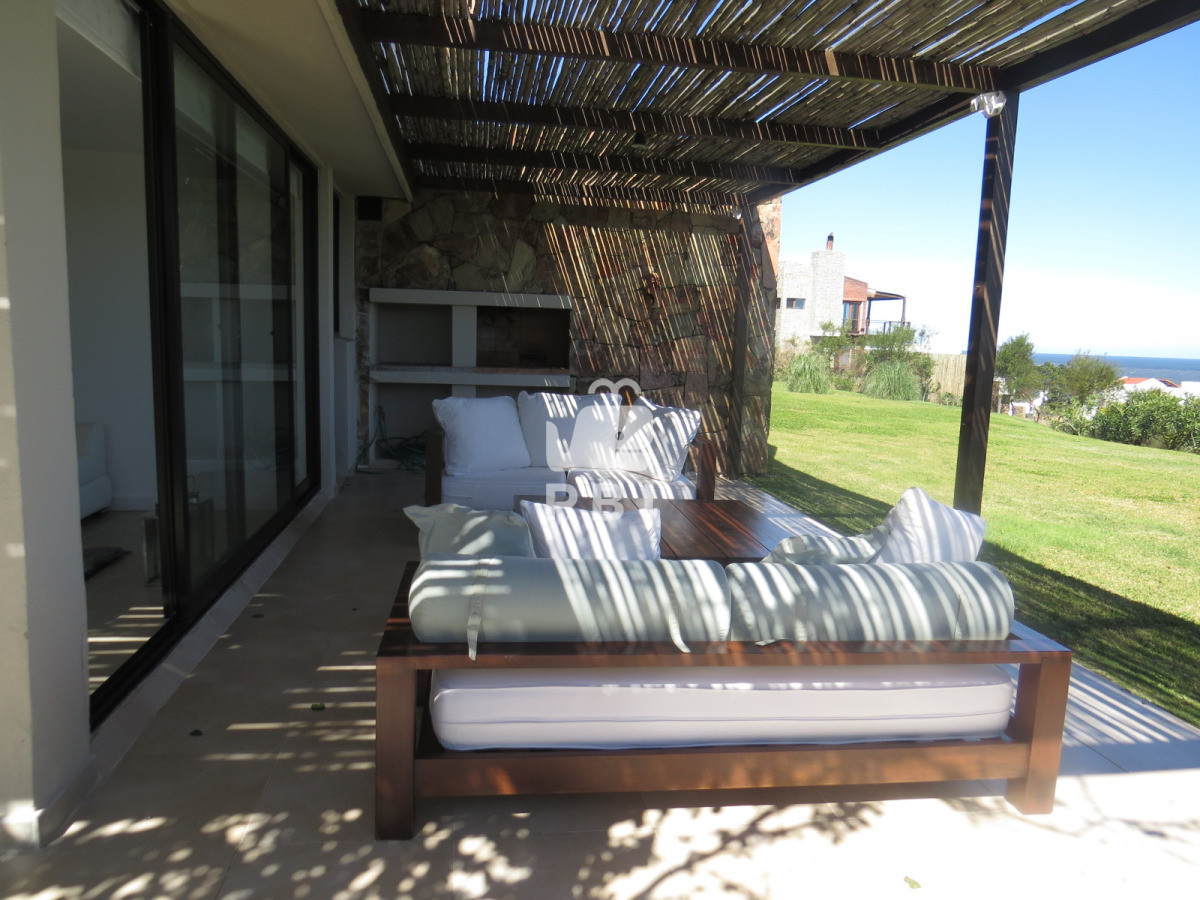 Lomo de la Ballena - GoPunta - Portal Inmobiliario de Punta del Este - Maldonado