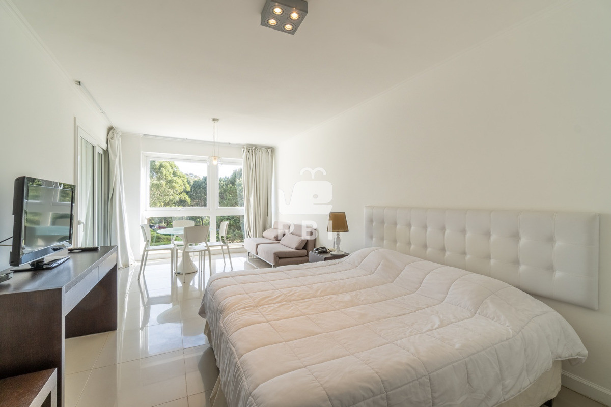 QXBhcnRhbWVudG8gZW4gdmVudGEgZW4gR3JlZW4gUGFyay4gU29sYW5hcyBDb3VudHJ5LCBQdW50YSBCYWxsZW5hLiAgLSAgR3JlZW4gUGFyayAtIFJlZiA6IFBCSTE1MTg2