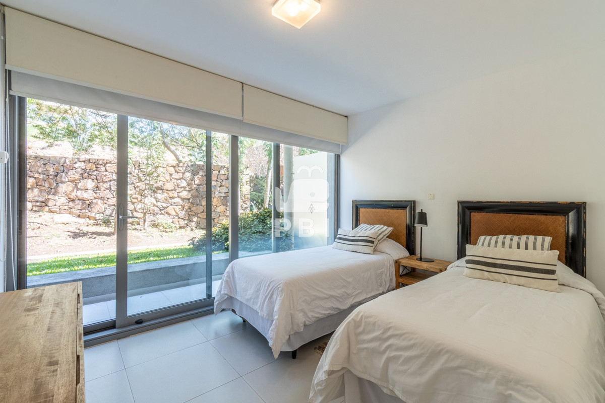 QXBhcnRhbWVudG8gZW4gdmVudGEgTG9tbyBEZSBMYSBCYWxsZW5hIDIgZG9ybWl0b3Jpb3MgLSBBbHRhbWFyIC0gUmVmIDogUEJJMzAx