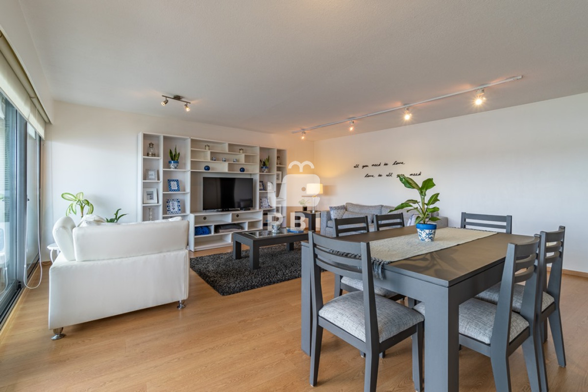 QXBhcnRhbWVudG8gMiBET1JNSVRPUklPUyBlbiBQbGF5YSBNYW5zYSwgUHVudGEgZGVsIEVzdGUgLSBUZXJyYXphIGRlIGxhIExhZ3VuYSAtIFJlZiA6IFBCSTI1MDQ=