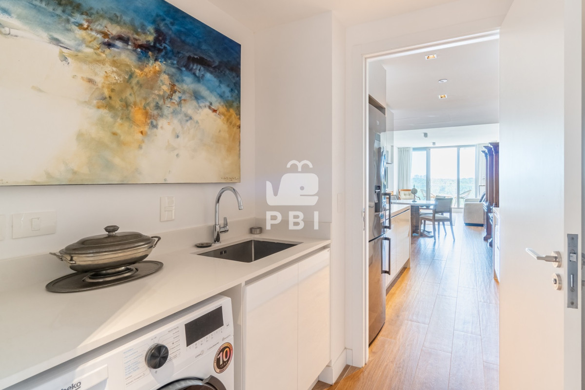 RWxlZ2FuY2lhIE1vZGVybmEgZW4gbGEgRXhjbHVzaXZhIFRvcnJlIFRydW1wIC0gUHVudGEgZGVsIEVzdGUgLSBUcnVtcCBUb3dlciAtIFJlZiA6IFBCSTE1NDcw