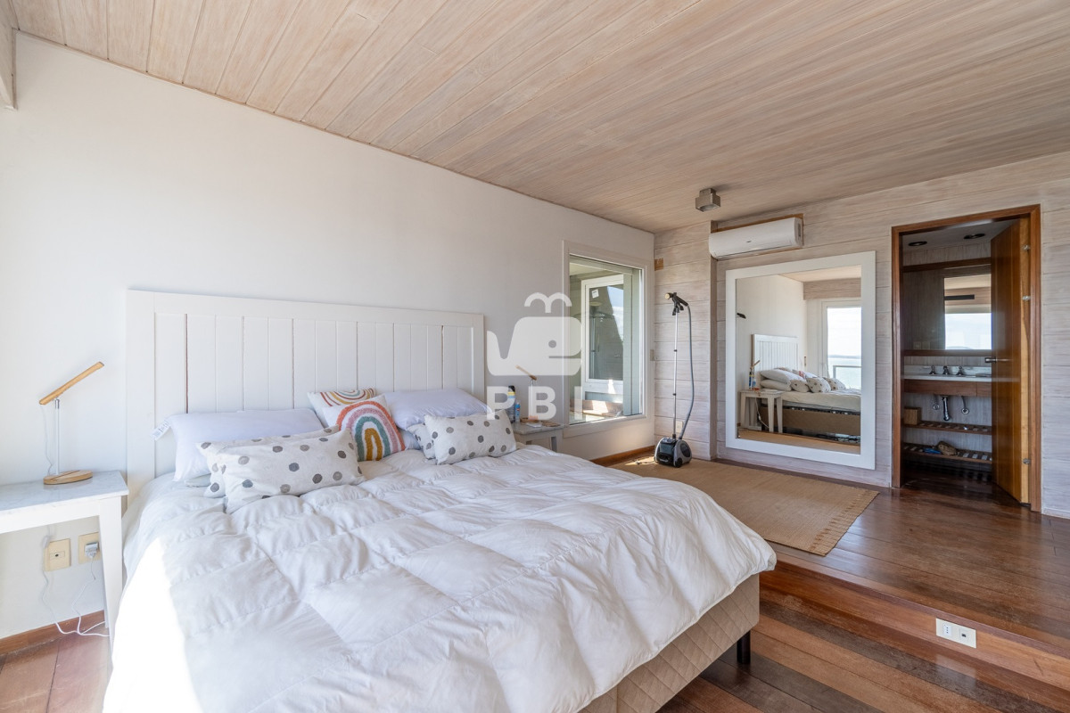 QXBhcnRhbWVudG8gZGUgMyBkb3JtaXRvcmlvcyBlbiBBY2FudGlsYWRvcywgUHVudGEgQmFsbGVuYSAtICBBY2FudGlsYWRvcyAtIFJlZiA6IFBCSTEzNDM3