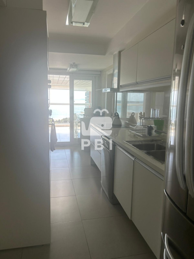 LiAtICBNaWFtaSBCb3VsZXZhcmQgSSAtIFJlZiA6IFBCSTE1Nzgw