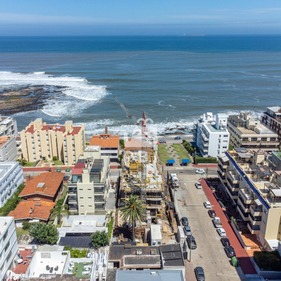 TW9ub2FtYmllbnRlIGVuIEVkaWZpY2lvIE1vZGVsbyBlbiBQdW50YSBkZWwgRXN0ZSAgLSBNb2RlbG8gUGVuw61uc3VsYSAgLSBSZWYgOiBQQkkxNTU0MA==