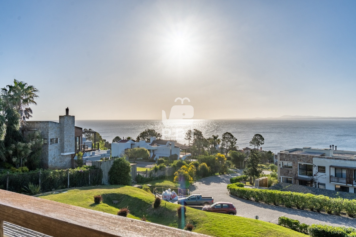 Lomo de la Ballena - GoPunta - Portal Inmobiliario de Punta del Este - Maldonado