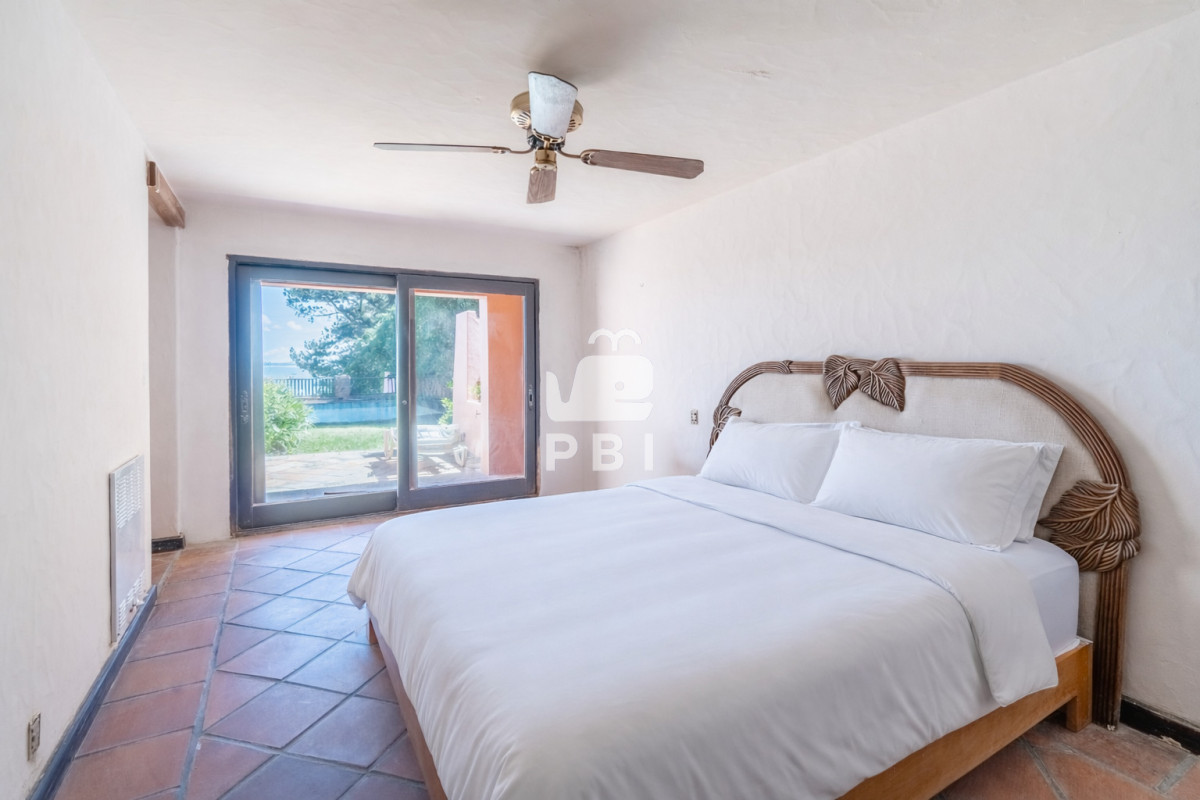 RXhjbHVzaXZvIGFwYXJ0YW1lbnRvIGVuIE1hcmluYSBkZWwgRXN0ZSBjb24gdmlzdGEgYWwgbWFyLCBqYXJkaW4geSBwaXNjaW5hIHByb3BpYSAtICBNYXJpbmEgZGVsIEVzdGUgLSBSZWYgOiBQQkkxNDg5Mw==