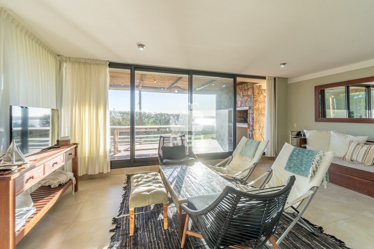 Lomo de la Ballena - GoPunta - Portal Inmobiliario de Punta del Este - Maldonado
