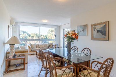 Apartamento de 3 dormitorios en Punta del Este - Amadeus - Ref : PBI15040