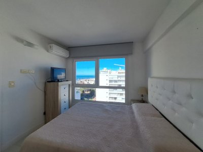 Venta apartamento 2 dormitorios, Península  - Lux tower - Ref : PBI13549