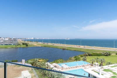 Venta Apartamento Premium 3 DORMITORIOS en Mansa  - Poseidón Laguna Torre vista  - Ref : PBI12967
