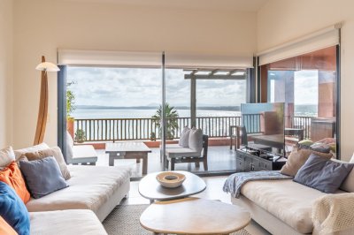 Apartamento en venta en Lomo De La Ballena 3 dormitorios -  Marina del Este - Ref : PBI221