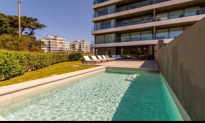 Venta apartamento 3 dormitorios con piscina propia, Playa Brava.  - Tiburón Terrazas Brava  - Ref : PBI12332
