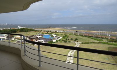 Venta apartamento 3 dormitorios, Playa Mansa. - Veramansa - Ref : PBI593