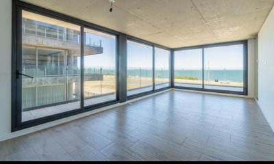 Apartamento de 2 dormitorios en Playa Mansa, Punta del Este - Walmer Lagoon - Ref : PBI3095
