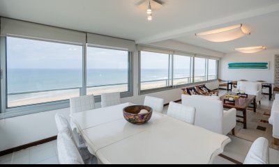 Departamento en venta frente al mar – Playa Brava -  Tiburon II - Ref : PBI12204