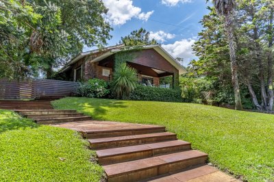 Casa 5 DORMITORIOS en Solana, Punta Ballena