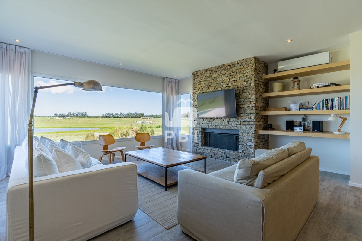 Laguna de los Cisnes - GoPunta - Portal Inmobiliario de Punta del Este - Maldonado