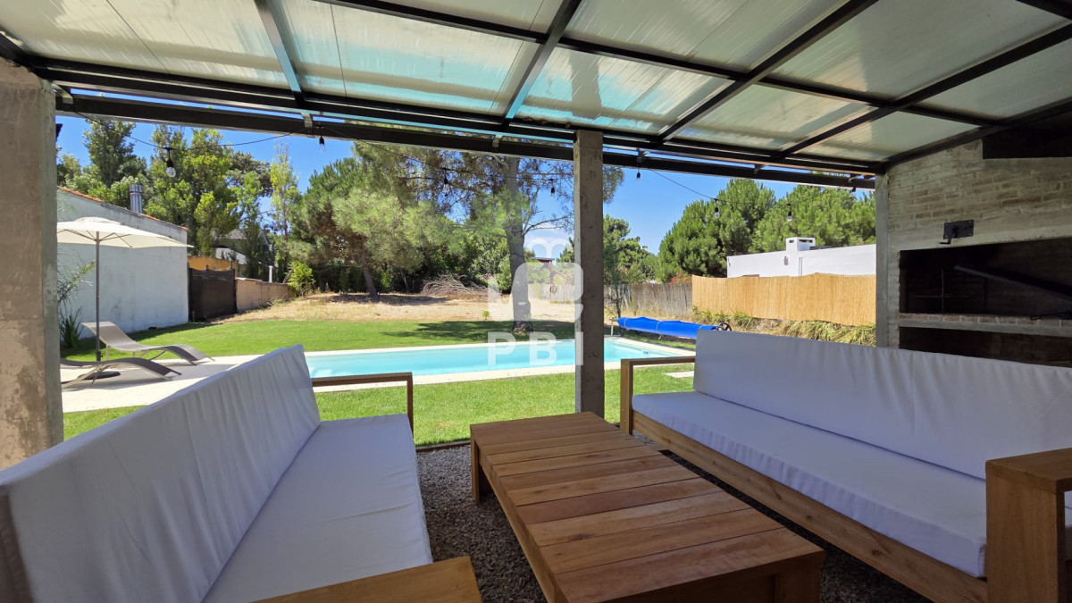 Q2FzYSAyIGRvcm1pdG9yaW9zIGVuIFB1bnRhIEJhbGxlbmEsIFRpbyBUb20gLSBSZWYgOiBQQkkxNTU0Mw==