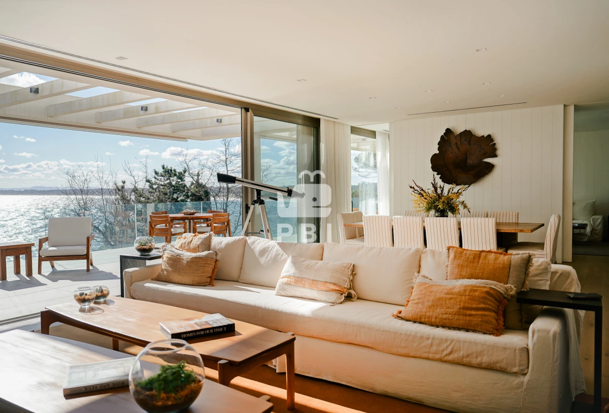 UmVzaWRlbmNpYSBkZSBMdWpvIHNvYnJlIGVsIG1hciBlbiB2ZW50YSBlbiBlbCBMb21vIGRlIGxhIEJhbGxlbmEsIFB1bnRhIEJhbGxlbmEgIC0gUmVmIDogUEJJMTQ1NzU=