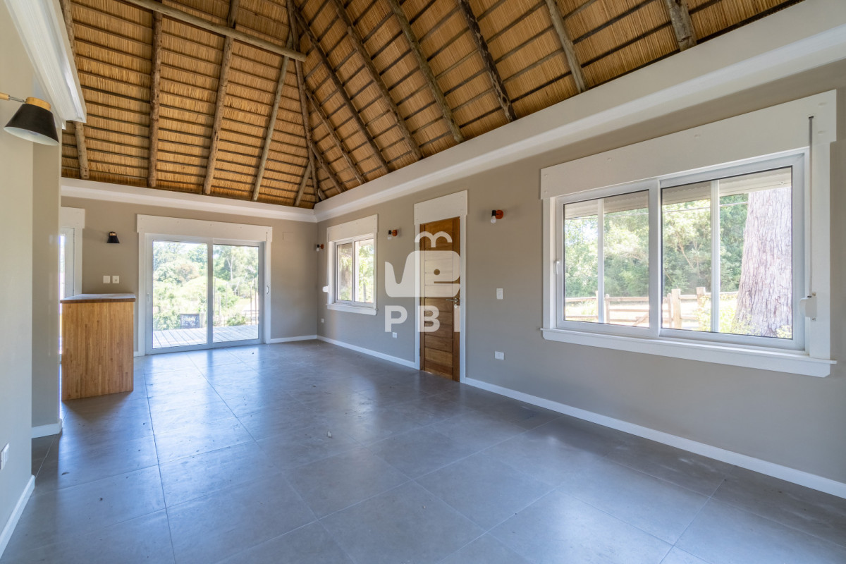 Q2FzYSBlbiB2ZW50YSBlbiBNYWxkb25hZG8sIE1hbGRvbmFkby4gLSBSZWYgOiBQQkkxNTU3Mg==