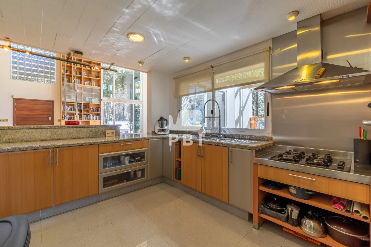 Q2FzYSBlbiB2ZW50YSBlbiBDbHViIERlbCBMYWdvLCBQdW50YSBCYWxsZW5hICAtIFJlZiA6IFBCSTE0OTE1