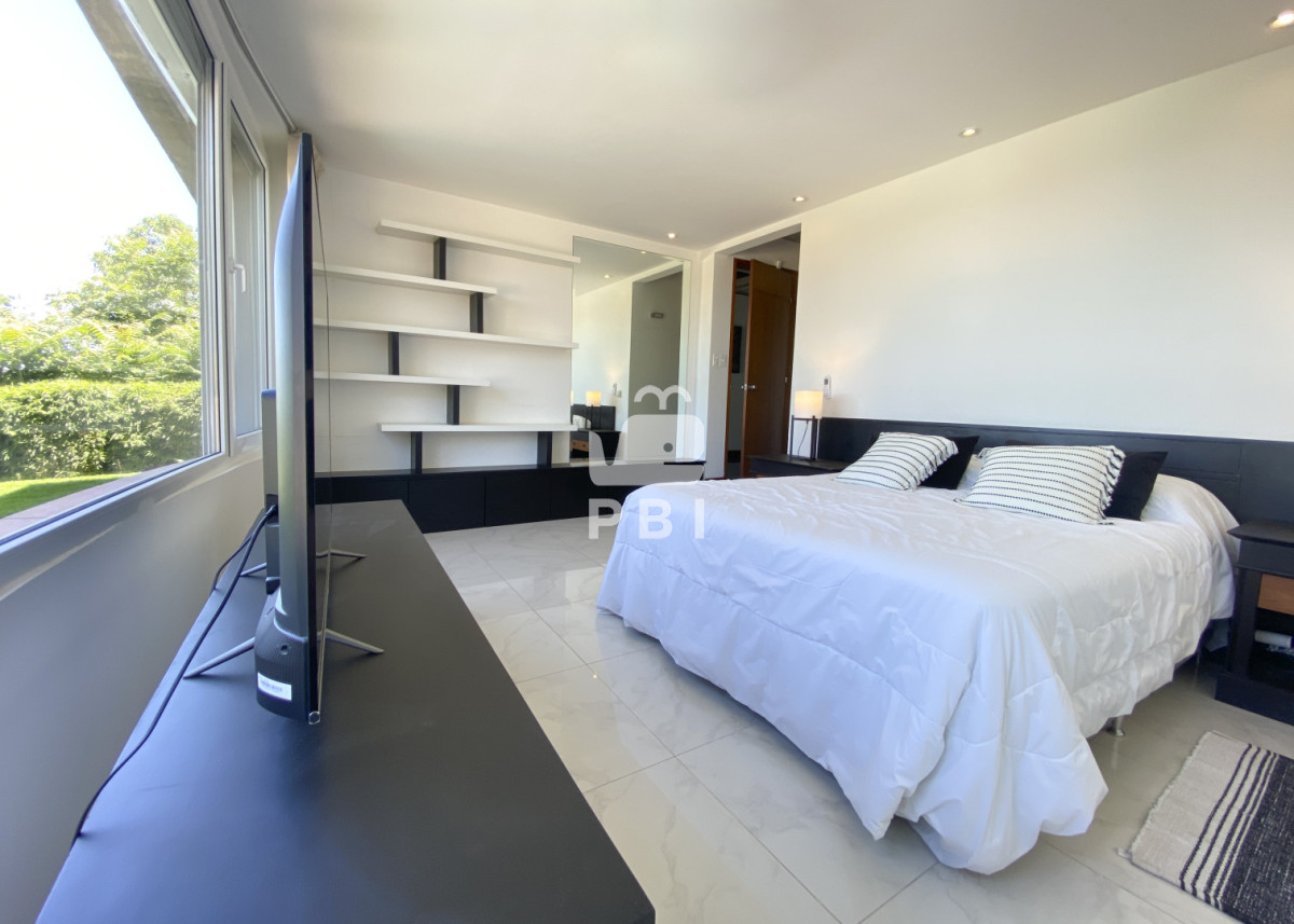 RXhjZXBjaW9uYWwgUHJvcGllZGFkIGVuIFJpbmNvbmFkYSBBbHRhIGNvbiBWaXN0YXMgSW5pZ3VhbGFibGVzIC0gUmVmIDogUEJJNzIz