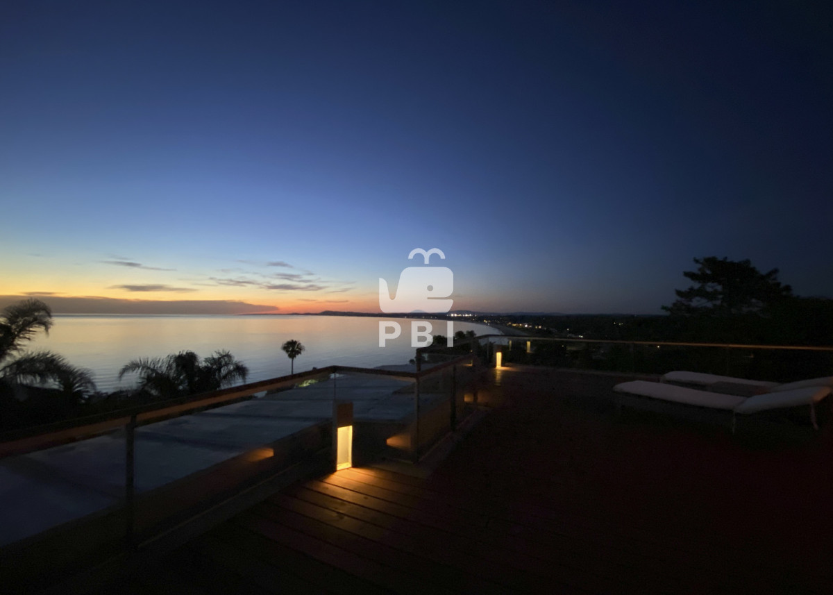 RXhjZXBjaW9uYWwgUHJvcGllZGFkIGVuIFJpbmNvbmFkYSBBbHRhIGNvbiBWaXN0YXMgSW5pZ3VhbGFibGVzIC0gUmVmIDogUEJJNzIz