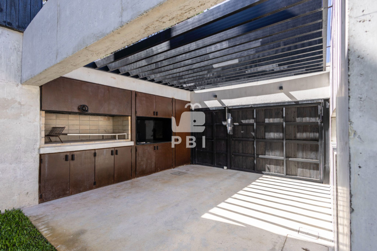 Q2FzYSAzIERPUk1JVE9SSU9TIGVuIENsdWIgZGVsIExhZ28sIFB1bnRhIEJhbGxlbmEgLSBSZWYgOiBQQkkyNjUy